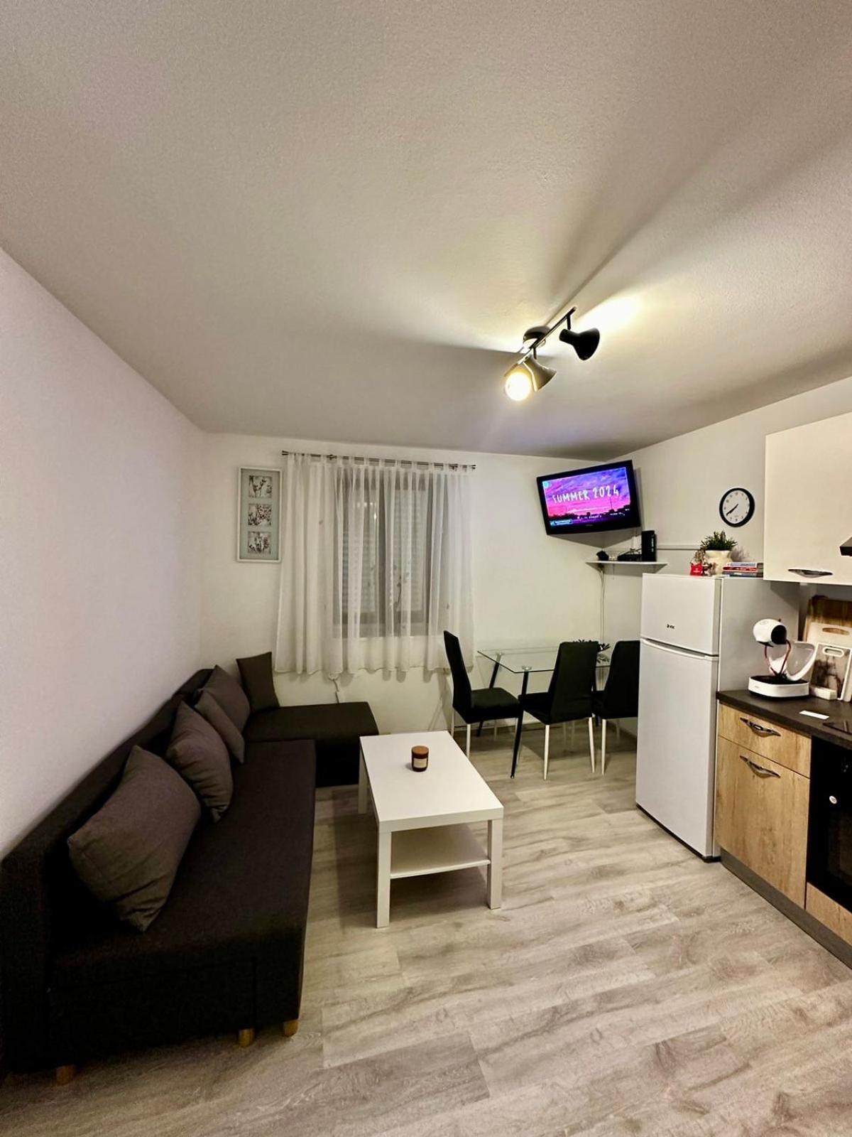 Apartma Jugo Копер Екстериор снимка